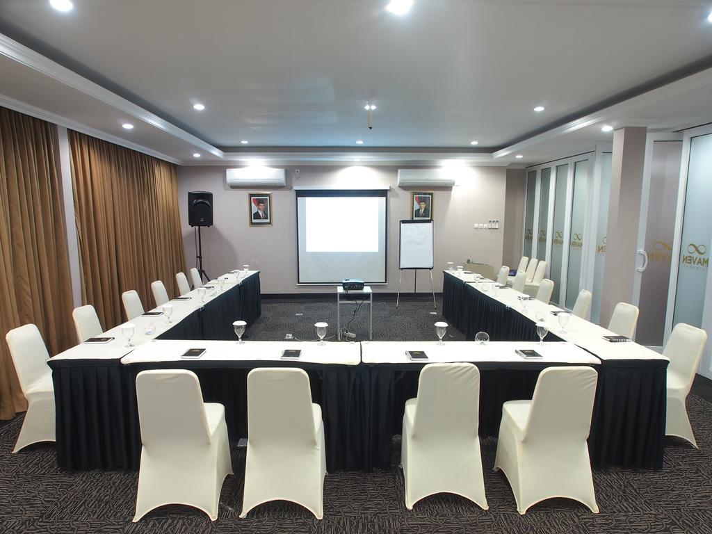 Maven Fatmawati Hotel Jakarta Extérieur photo