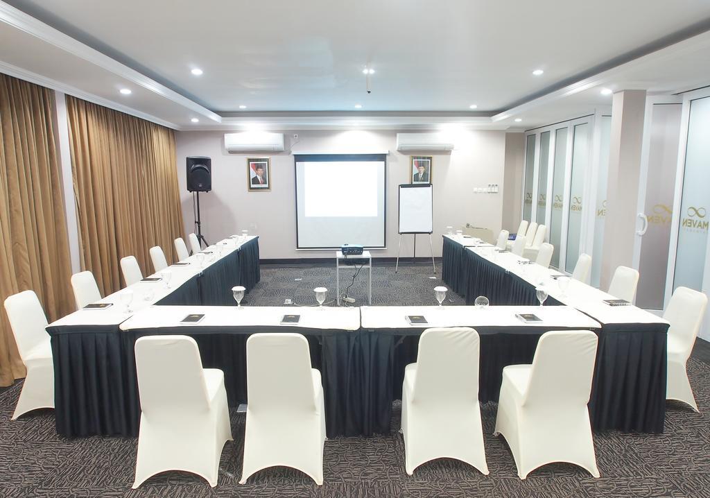 Maven Fatmawati Hotel Jakarta Extérieur photo