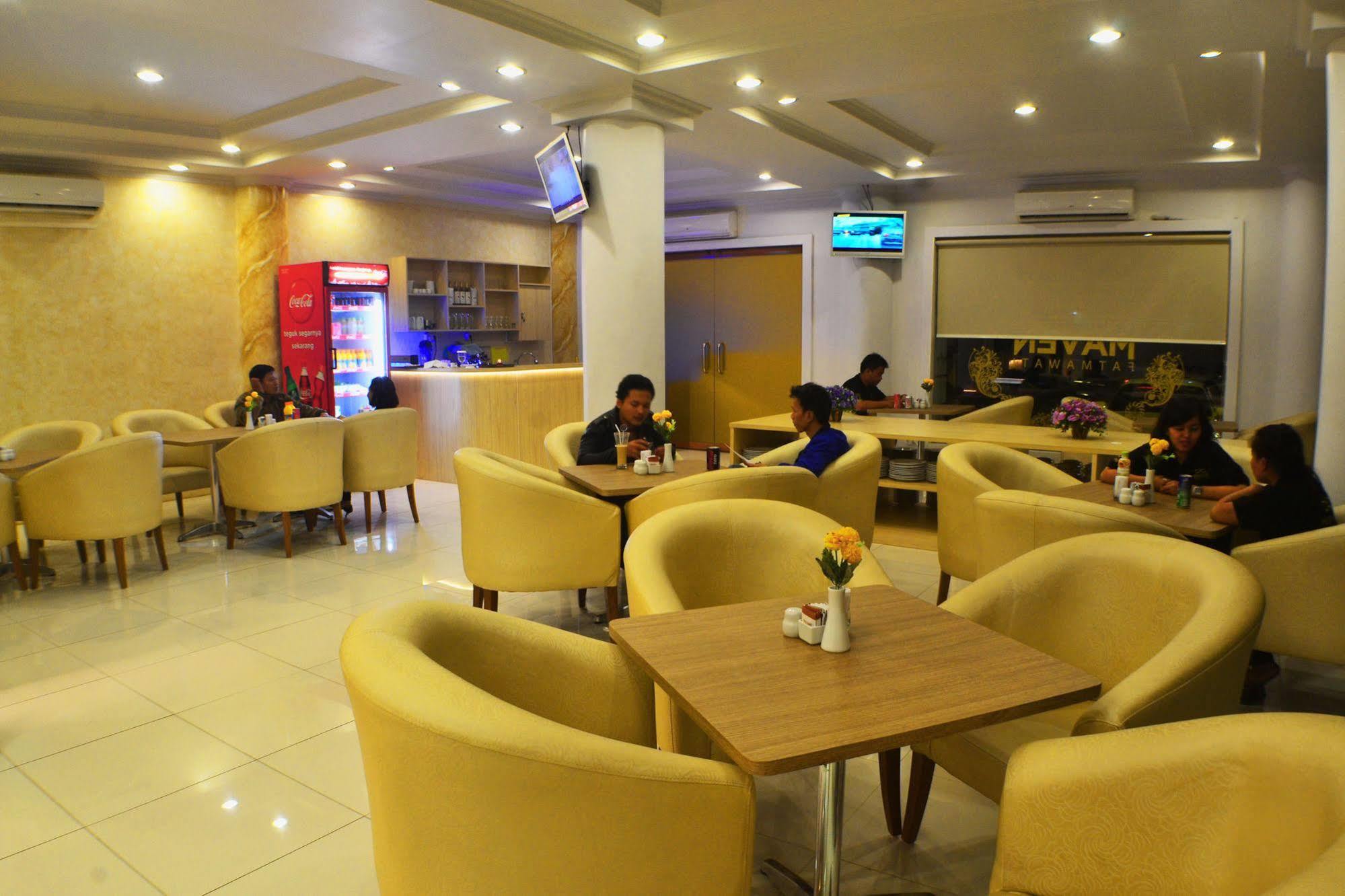 Maven Fatmawati Hotel Jakarta Extérieur photo
